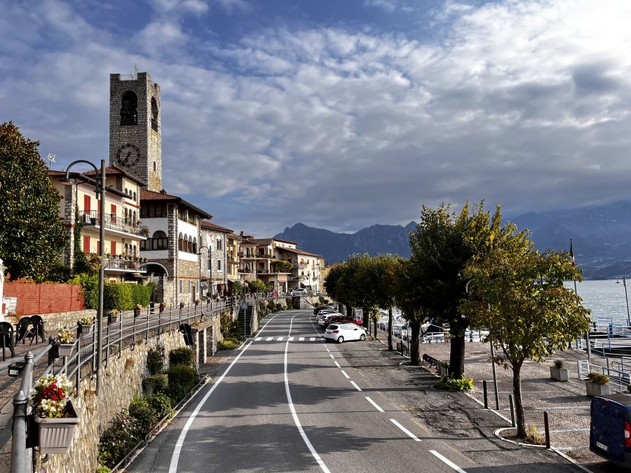 Tavernola Bergamasca, Bergamo, Italia